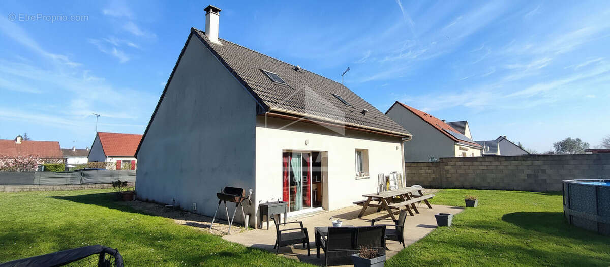 Maison à LOSNE