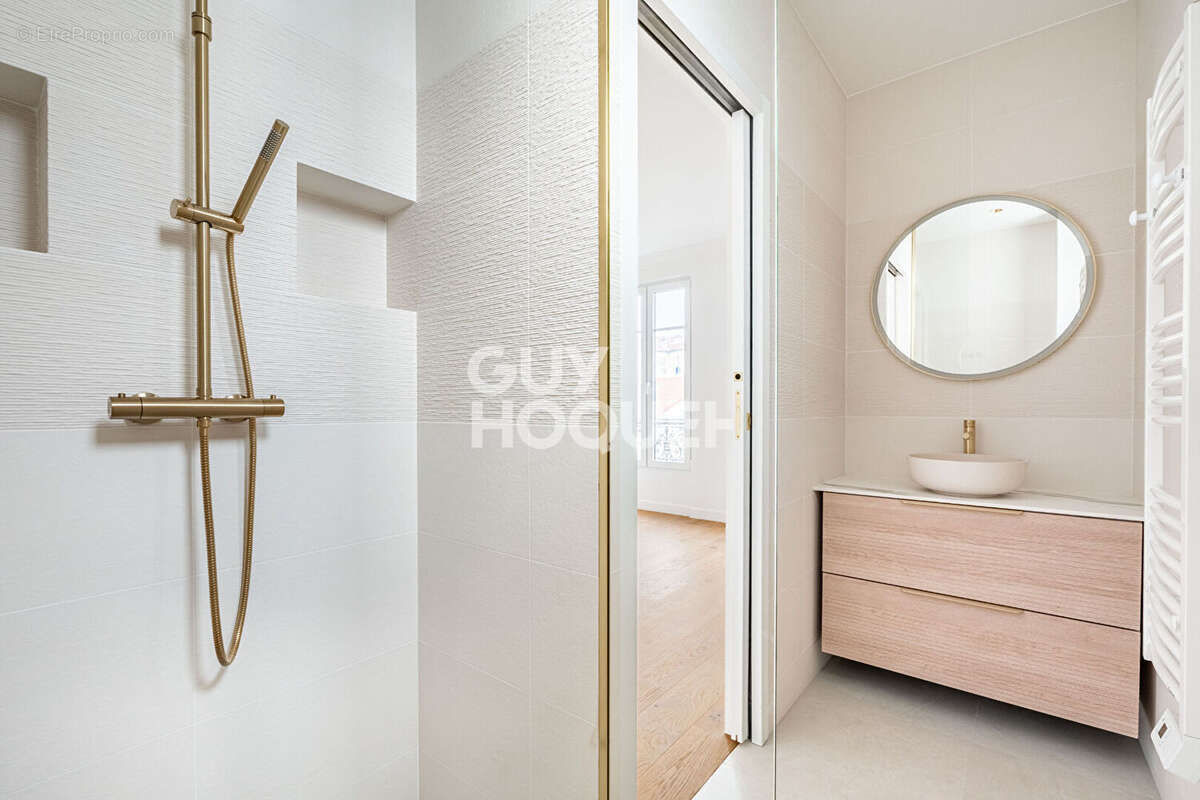 Appartement à ASNIERES-SUR-SEINE