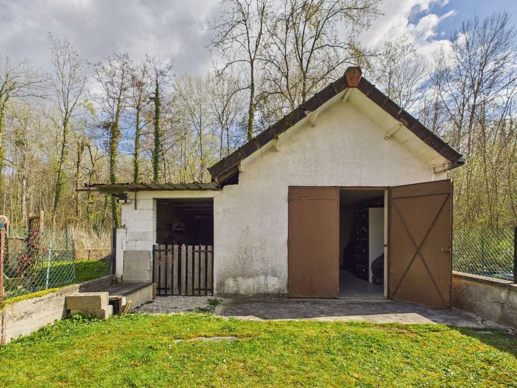 Maison à VILLECHETIF