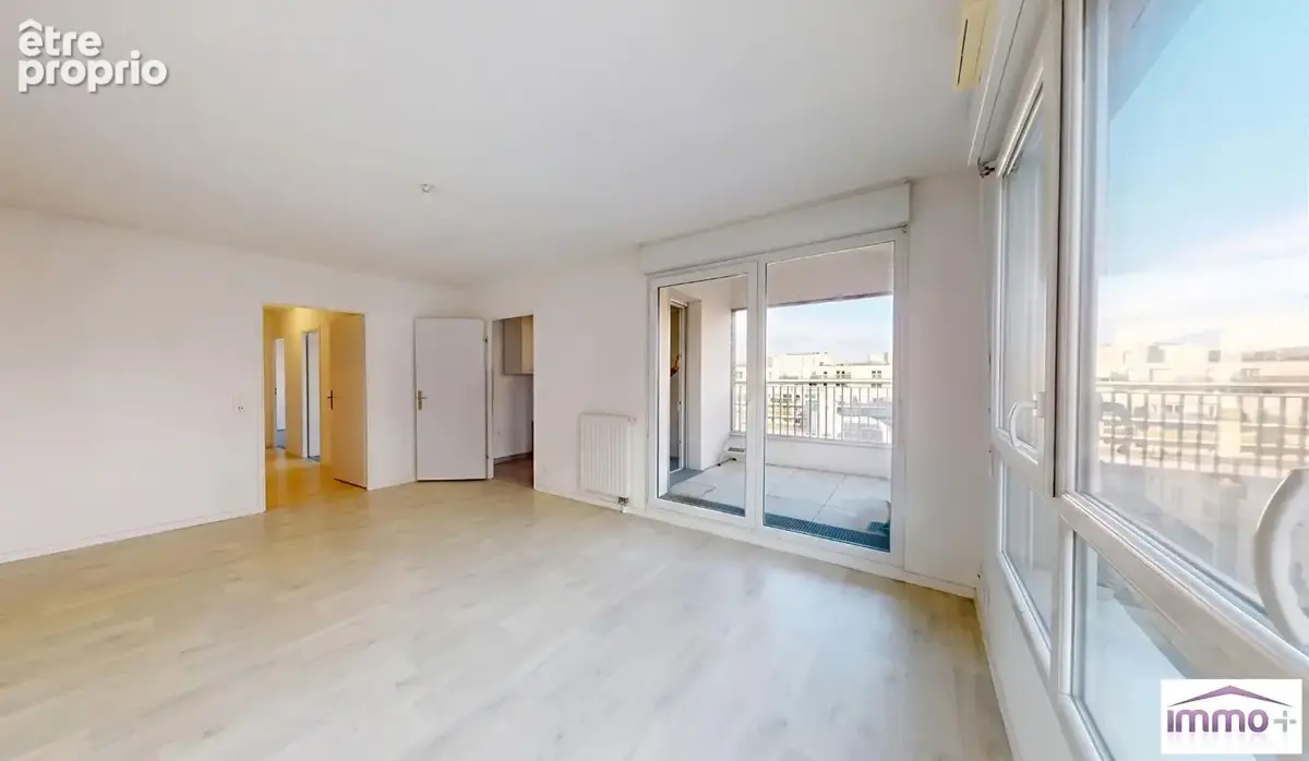 Photo Appartement à Romainville au prix de 299 000€