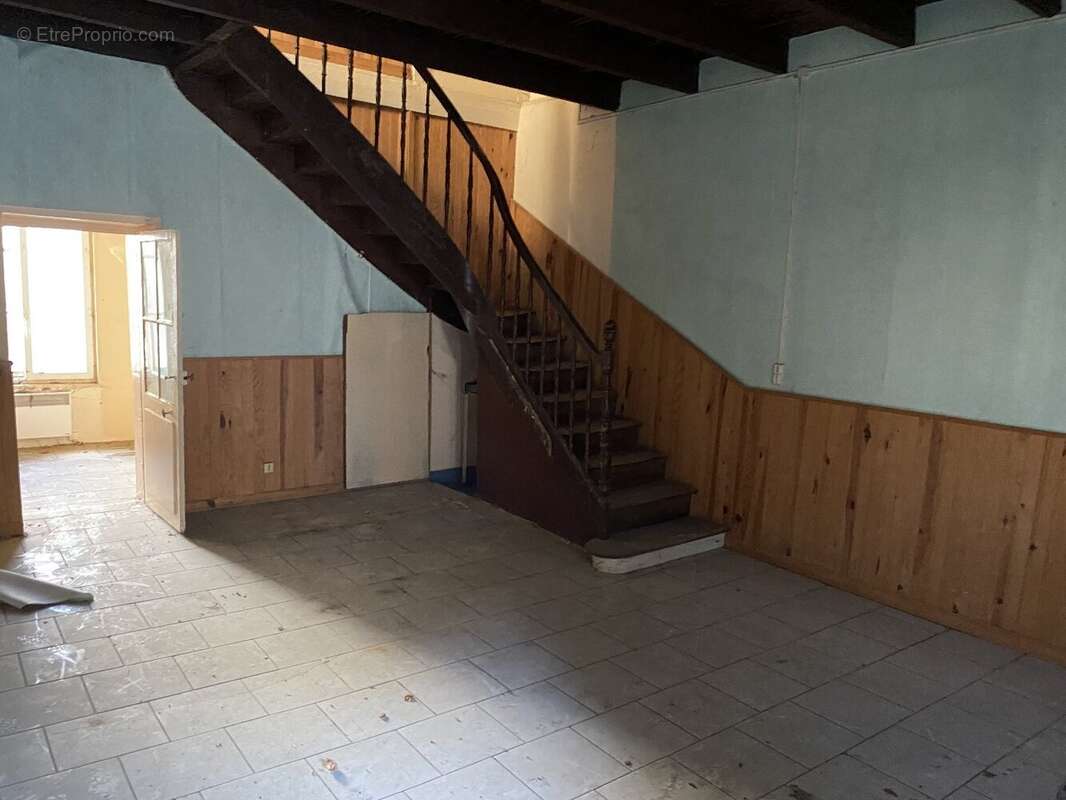 Maison à SAINT-ANGEAU