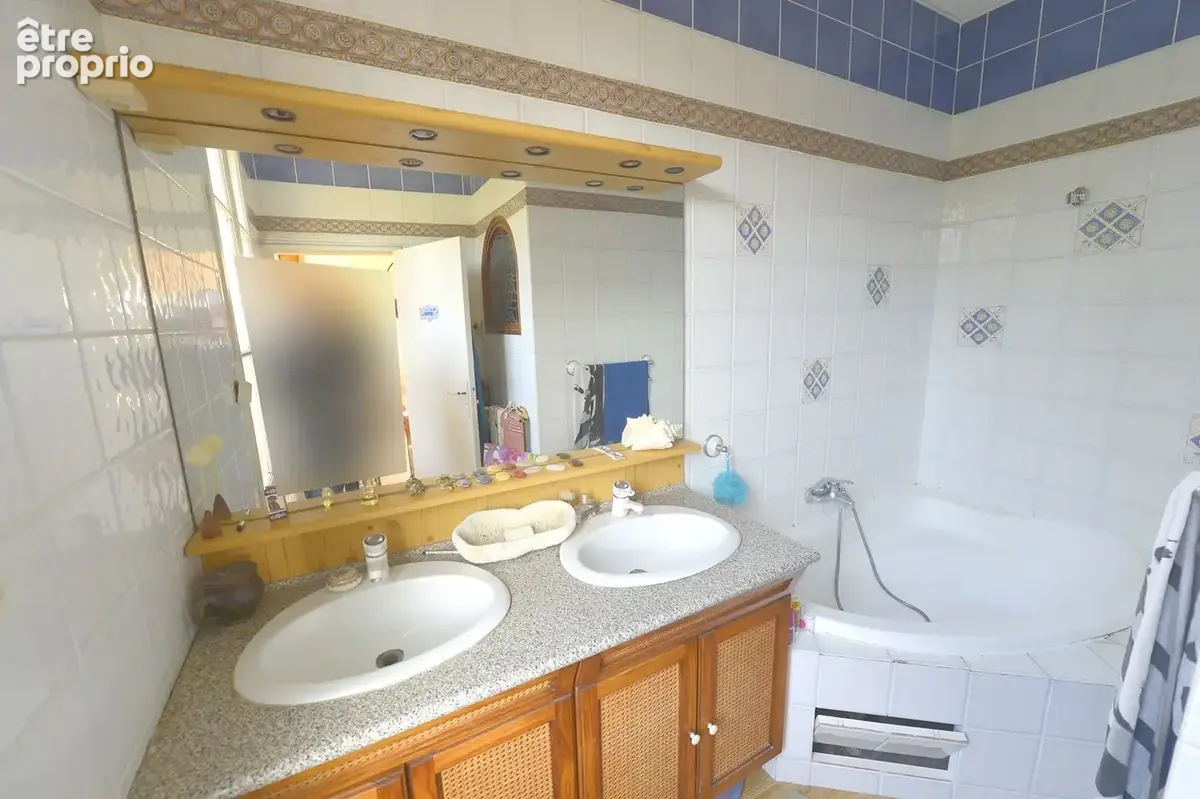 178 m² à Royan  - photo 7
