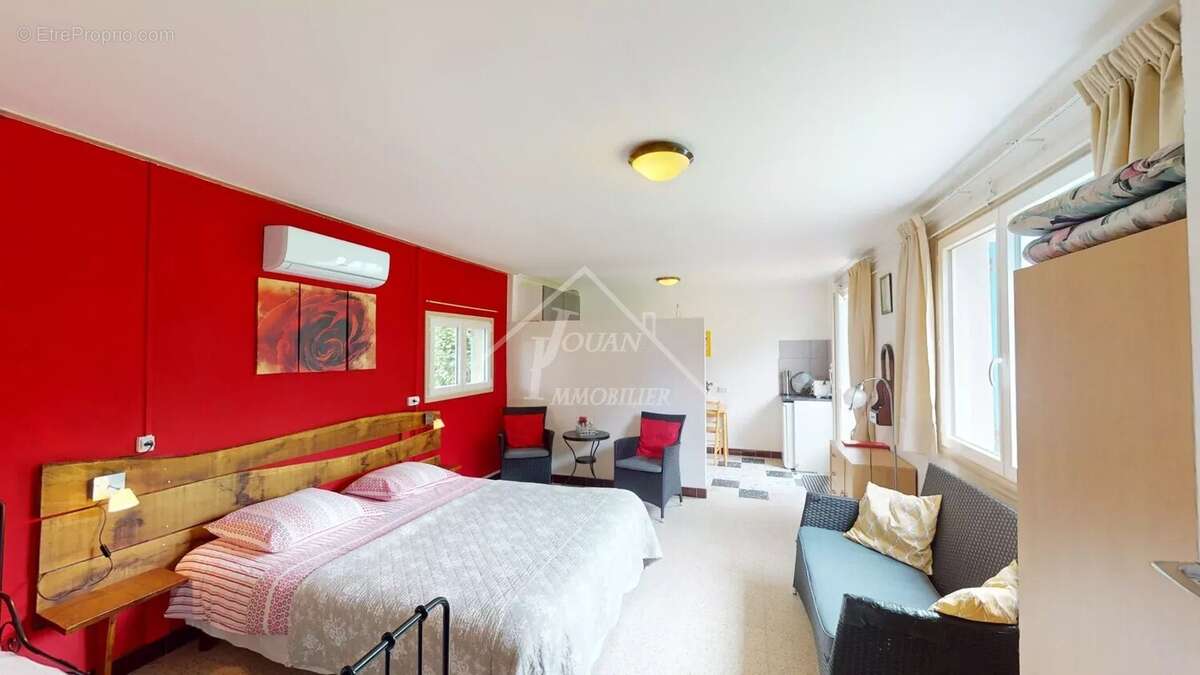 Maison à SAINT-BONNET-TRONCAIS