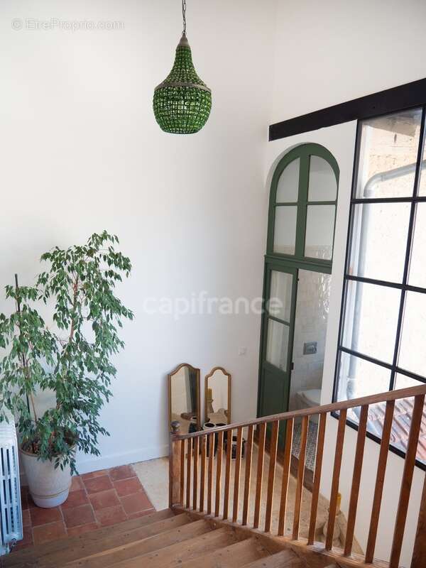 Demeure d'exception au coeur de l'ancienne rue Royale, 6 pièces, 290 m2 avec petit patio  (32) - photo 22