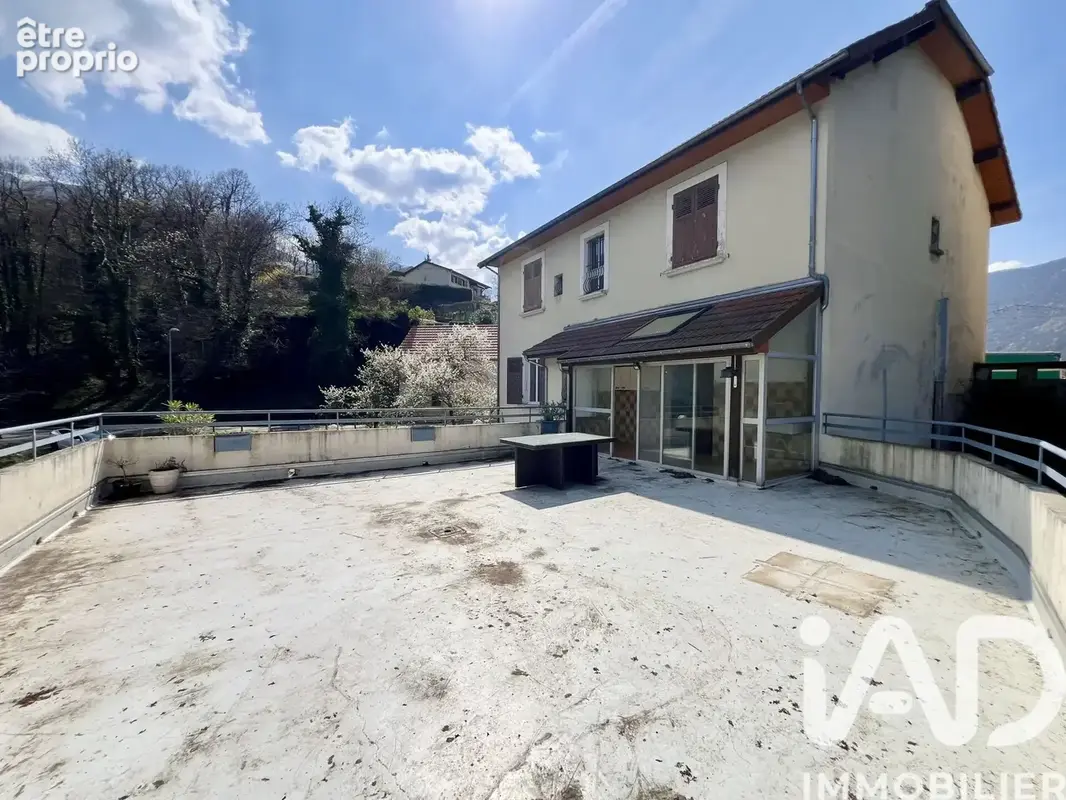 Photo 1 - Maison à SAINT-GEORGES-DE-COMMIERS