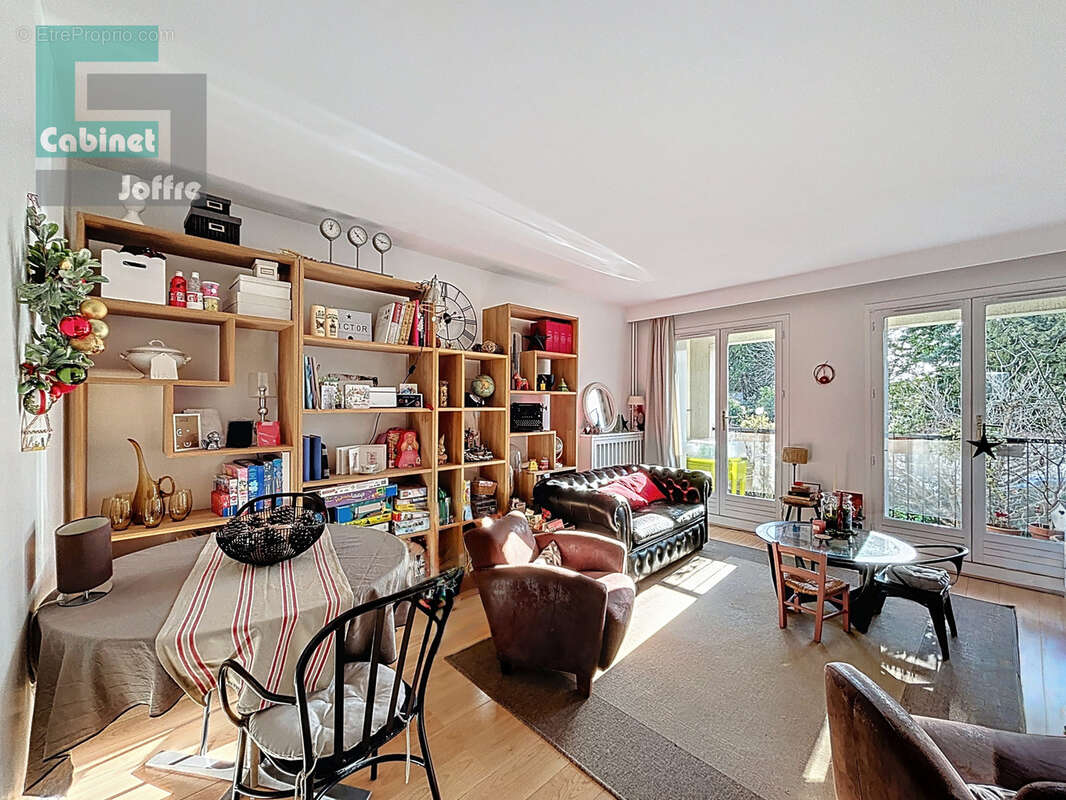 Appartement à FONTAINEBLEAU