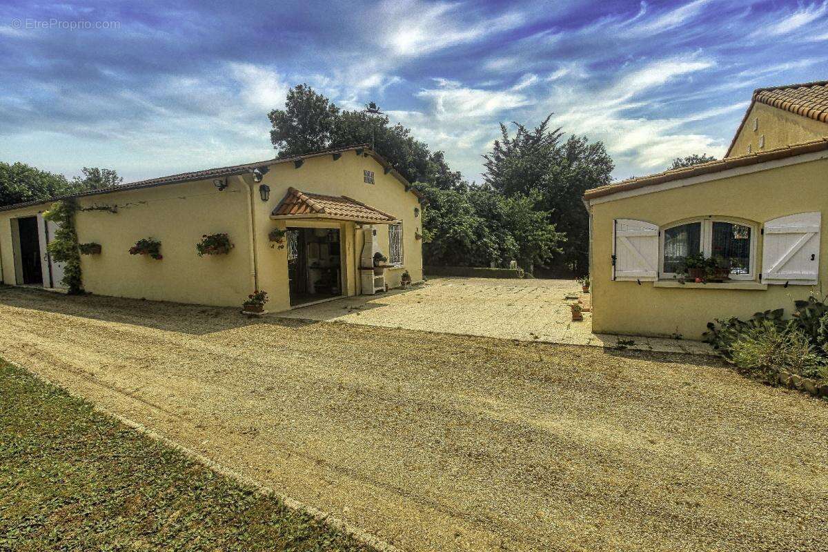 Maison à BEAUVOIR-SUR-NIORT