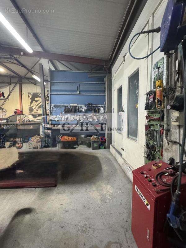 Commerce à VITRY-SUR-SEINE