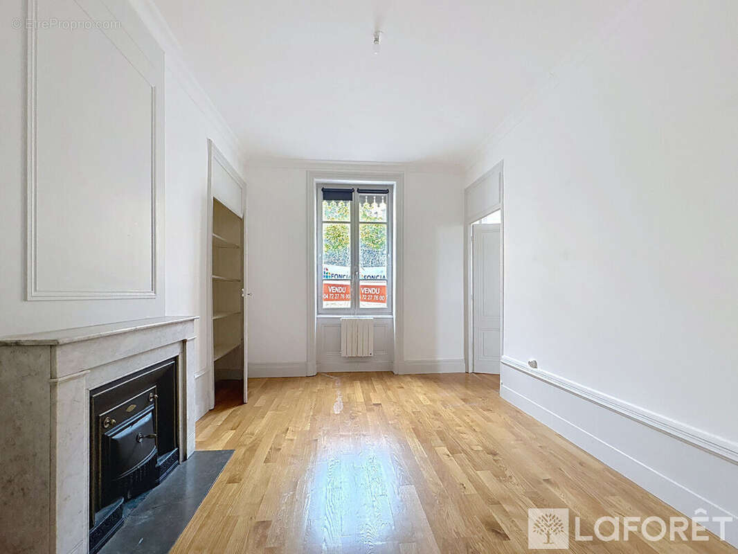 Appartement à LYON-1E