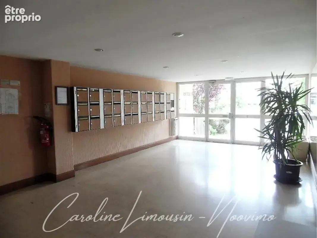 Hyper centre: duplex 2 chambres avec garage et cave - photo 13