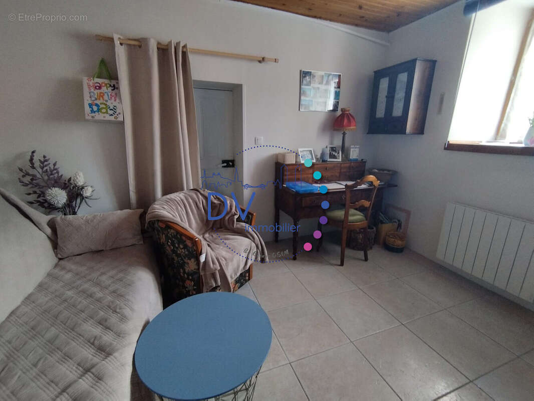 Maison à SAINT-JUST-D'AVRAY