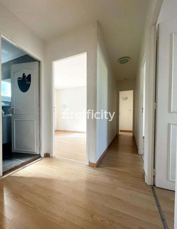 Maison 128 m² à Varilhes  - photo 8