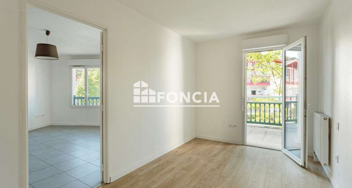 Appartement à BASSUSSARRY