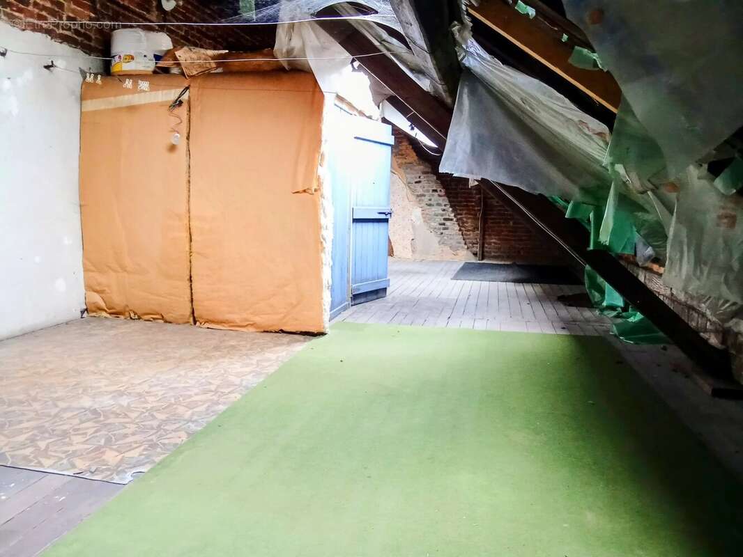 Maison de ville avec potentiel - photo 13