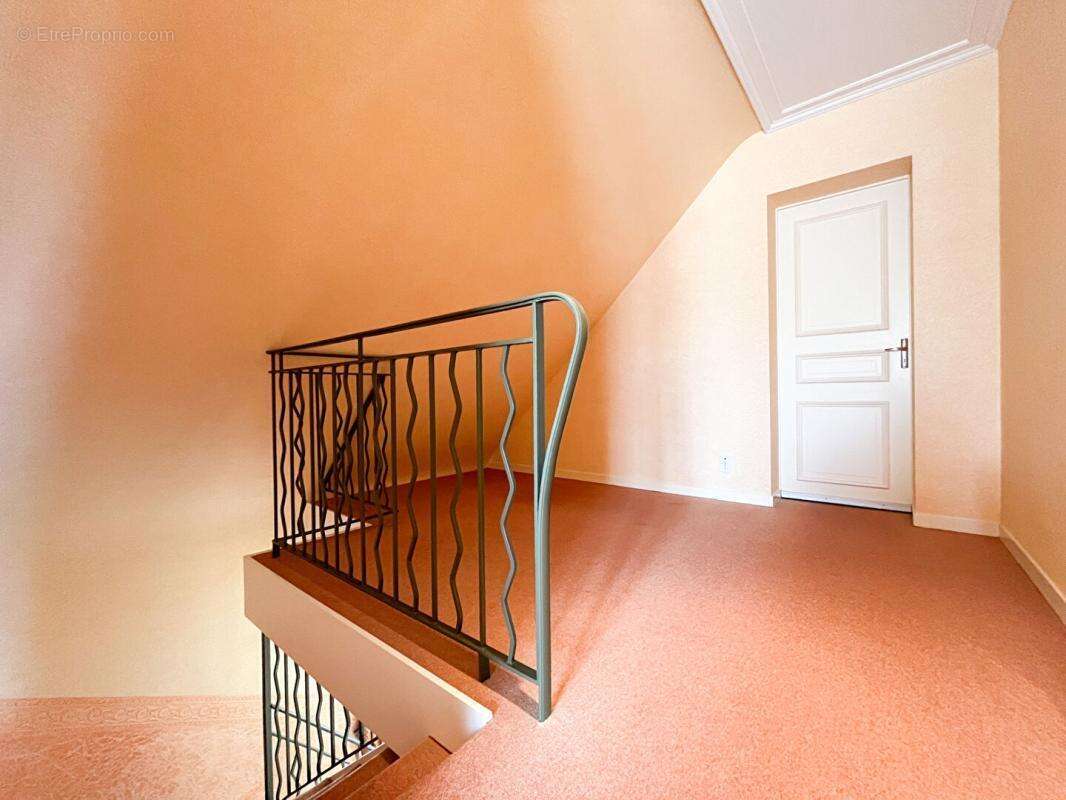 Maison Courmemin 8 pièce(s) 173.06 m2 - photo 9