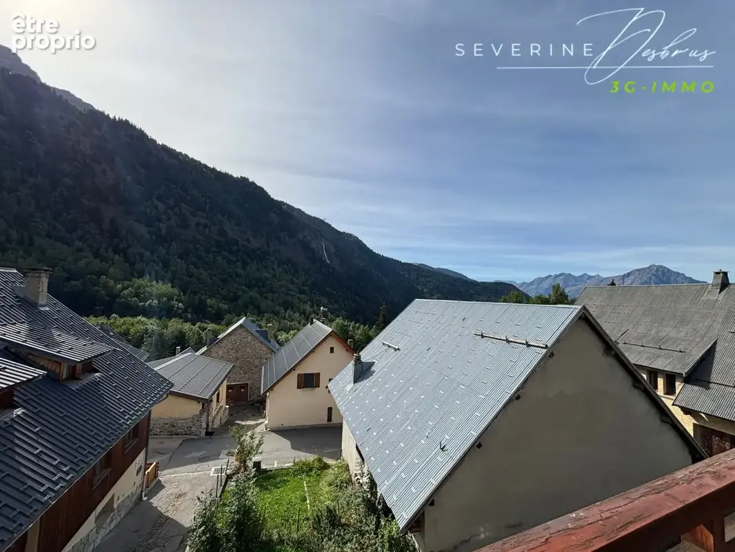 Chalet de caractère à La Villette, Vaujany – Pierre, bois et vue sur les montagnes - photo 3