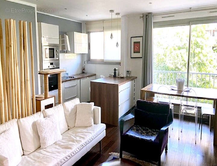 Appartement à PARIS-15E