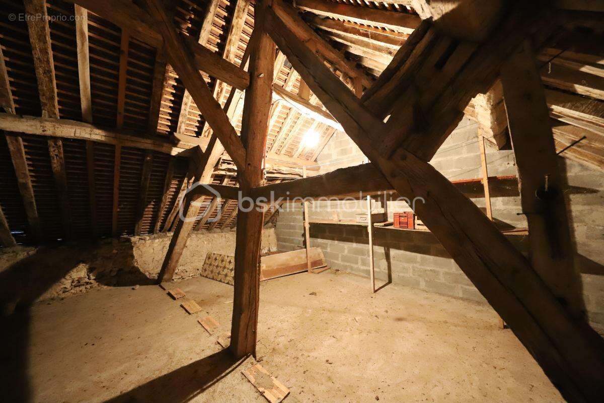 Maison à PRESSIGNY-LES-PINS