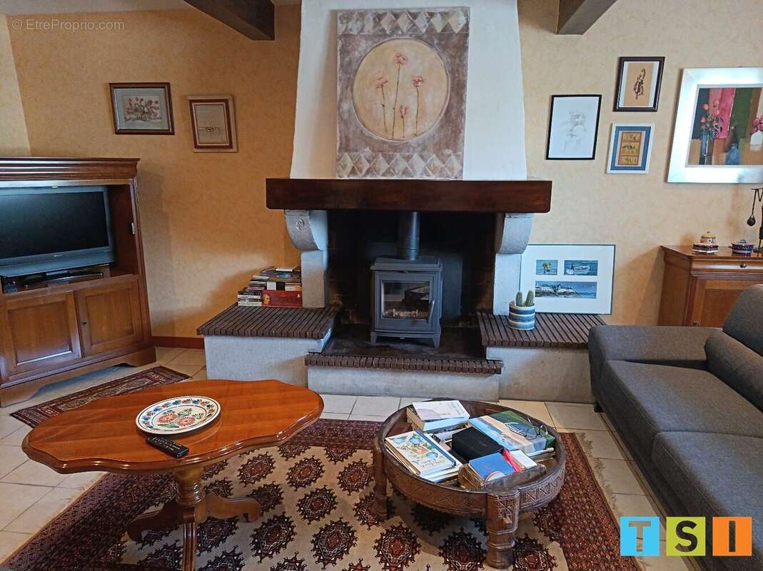 Prox SAINT GAUDENS: belle maison ancienne de caractère sur un terrain de 2661 m². - photo 13