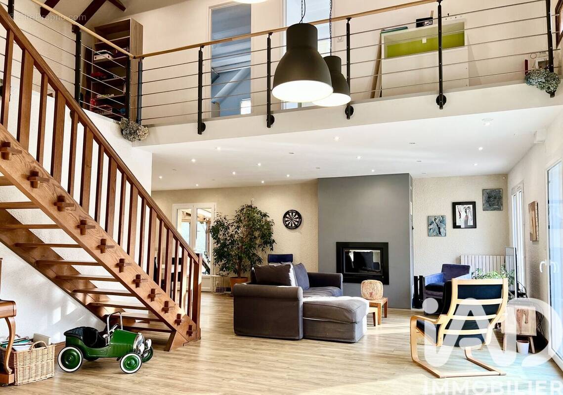 Photo 1 - Maison à SAINT-JUNIEN