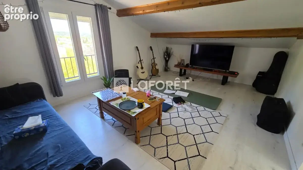 CUERS : Maison individuelle 237 m² comprenant 3 logements sur terrain de 793 m² - photo 17
