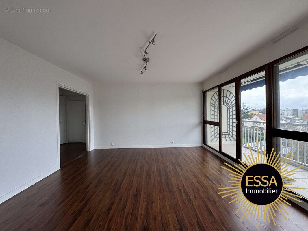 Appartement à VELIZY-VILLACOUBLAY