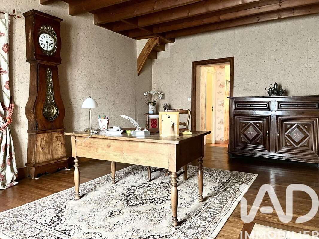 Maison 268 m² à Deviat  - photo 7