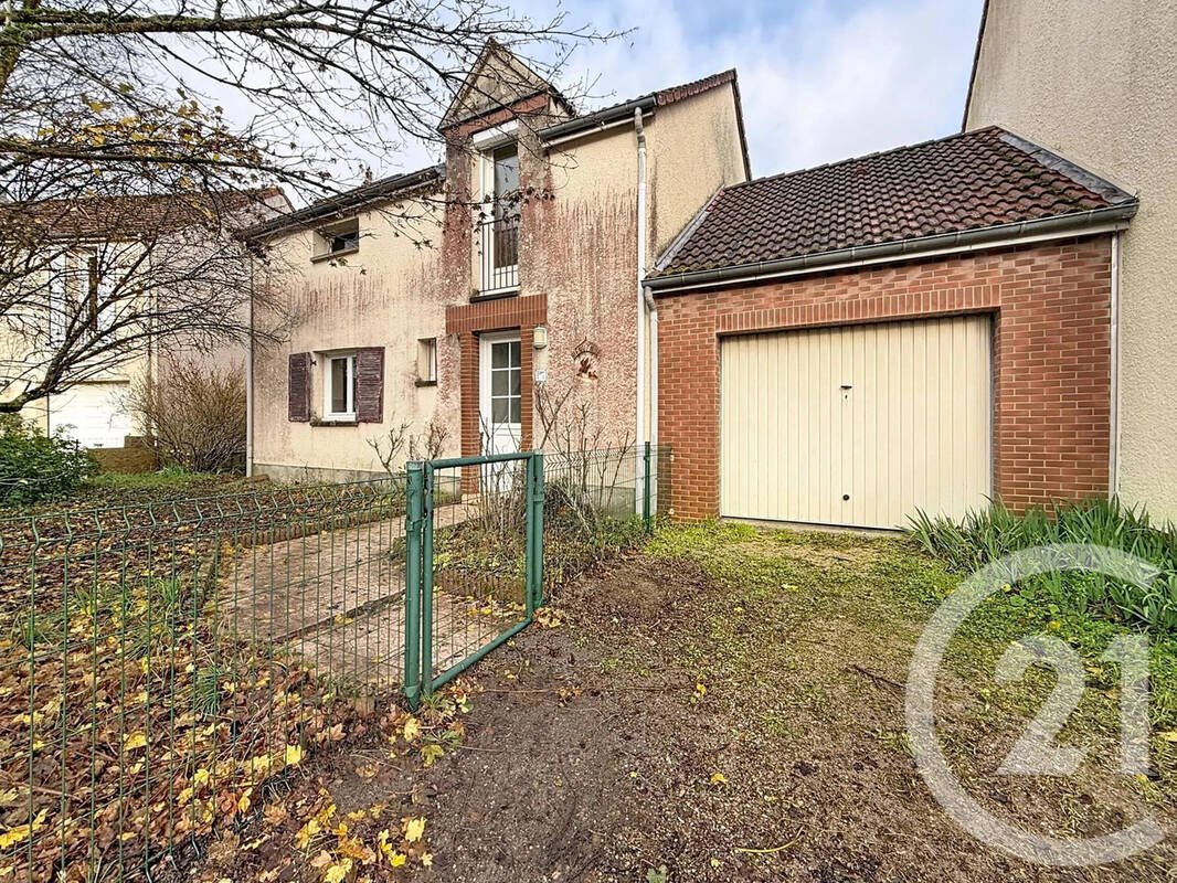 Maison à LA FERTE-SAINT-AUBIN