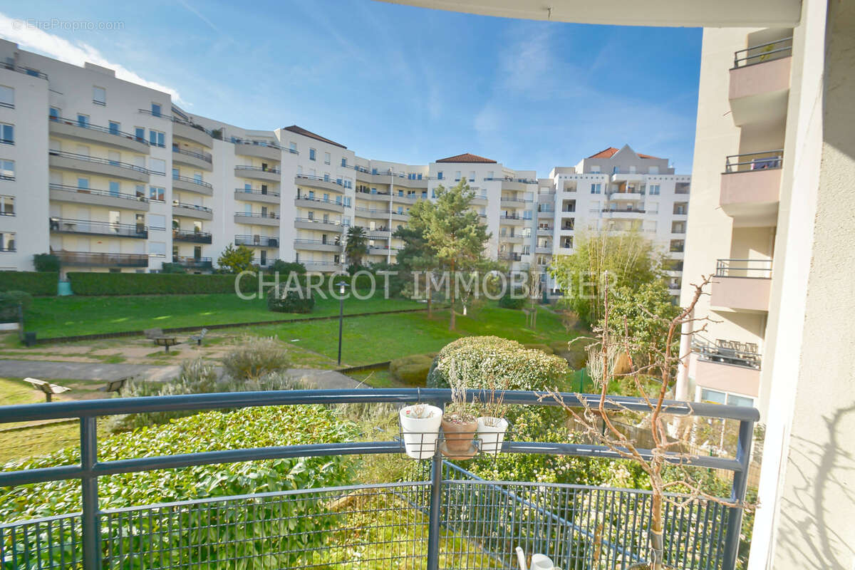 Appartement à LYON-9E