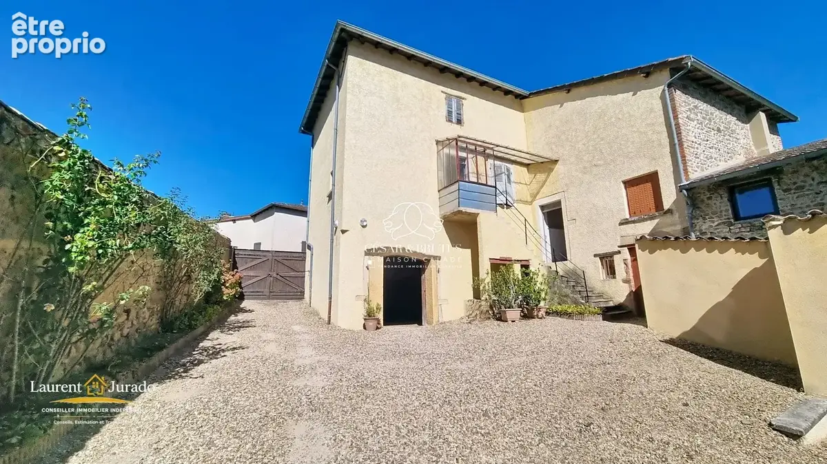 Maison 8 pièces 63 m² à vendre à Le Perreon (69460) - photo 2