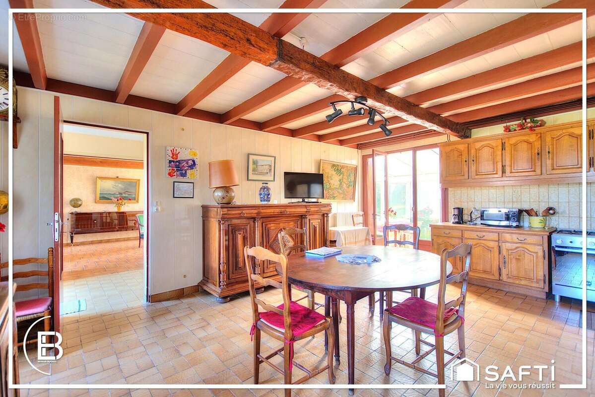 Maison 138 m² à Gauriac  - photo 6