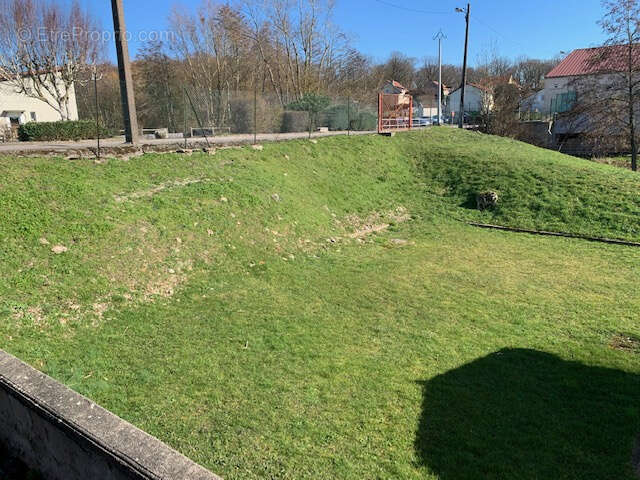 Terrain à DAMELEVIERES