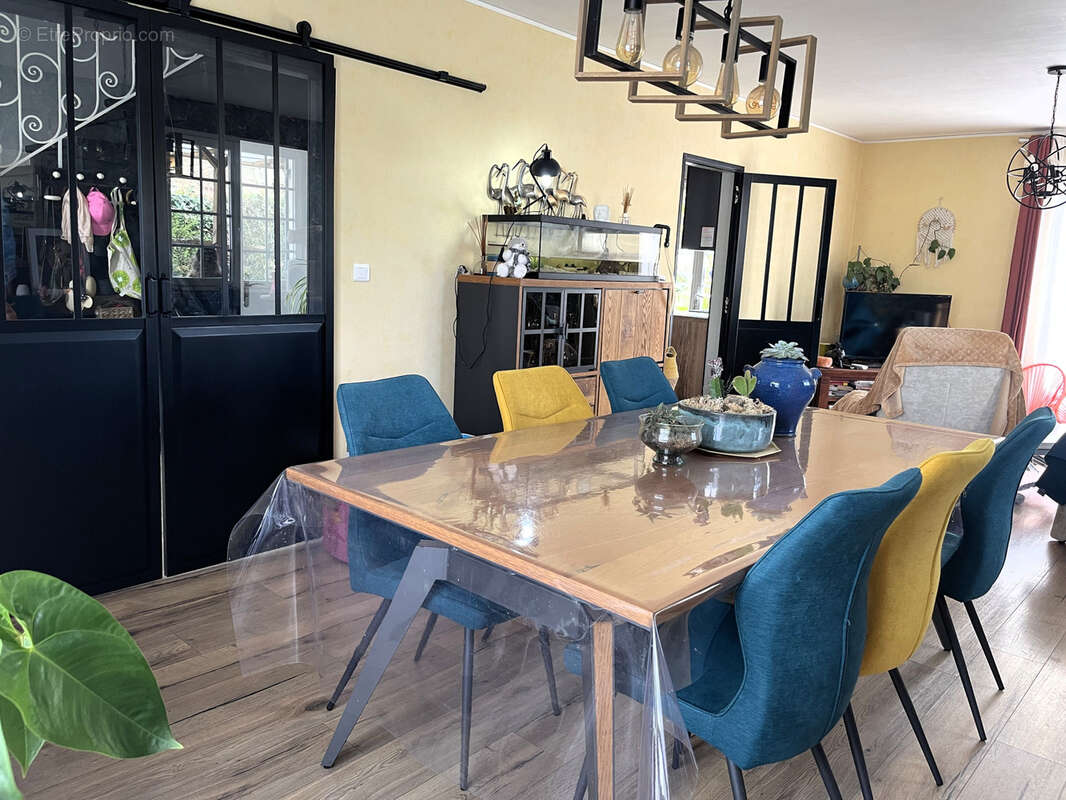 Maison à COULOUNIEIX-CHAMIERS