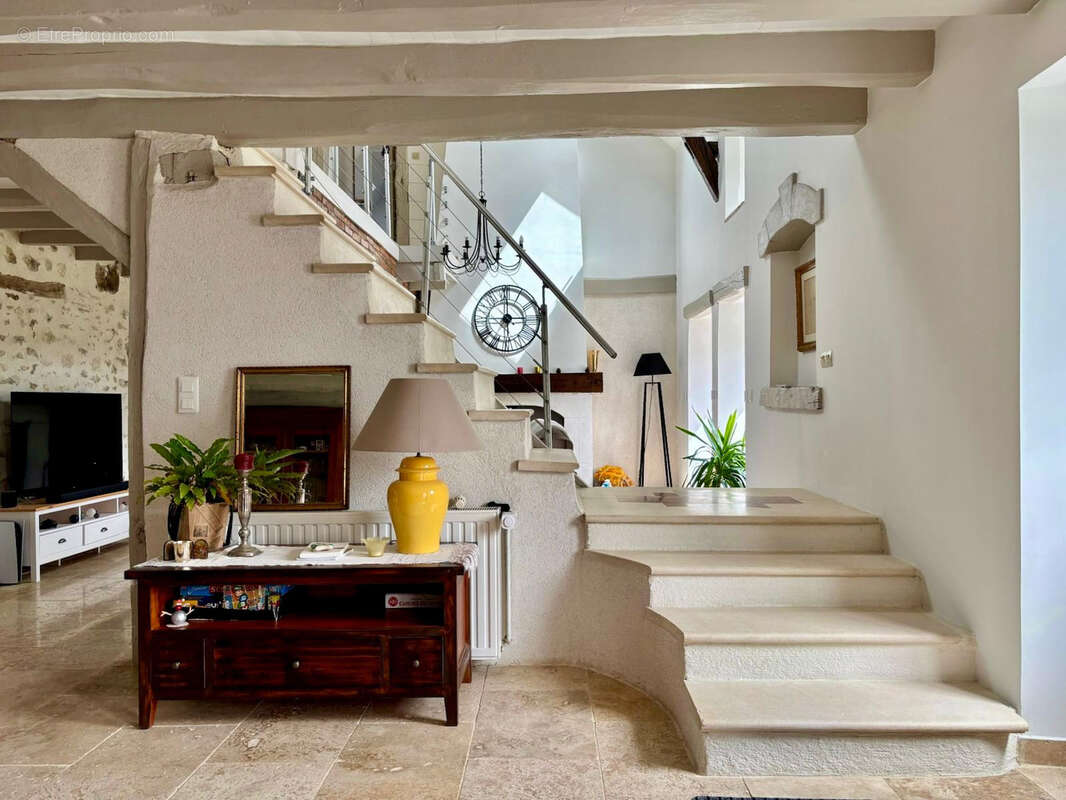 Maison à LA PUYE