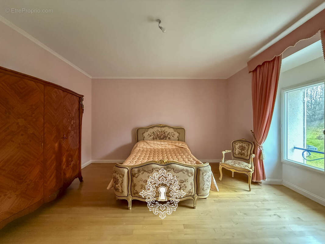 Maison à LONGUEVILLE