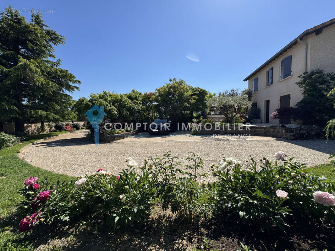 Dpt Ardèche (07) - à Vendre À Roiffieux - Villa d'exception avec piscine - photo 2