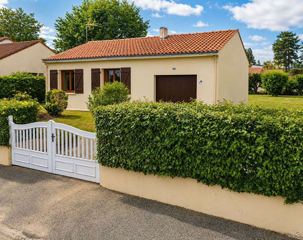 EXCLUSIVITE La Plaine sur mer, maison en lotissement - photo 3