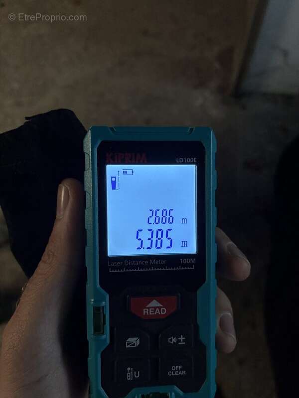 Parking à CHARENTON-LE-PONT