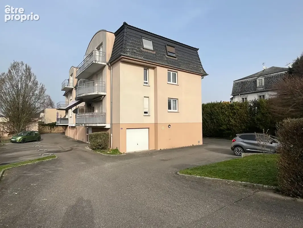 Parking à HUTTENHEIM