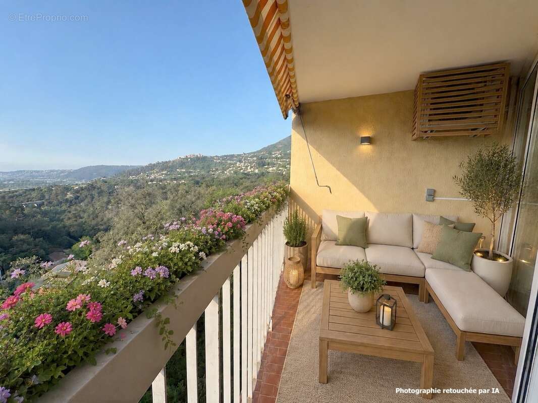 Bel appartement 5 pièces (3 chambres) avec terrasse, aperçu mer, cave et parking privé - photo 3