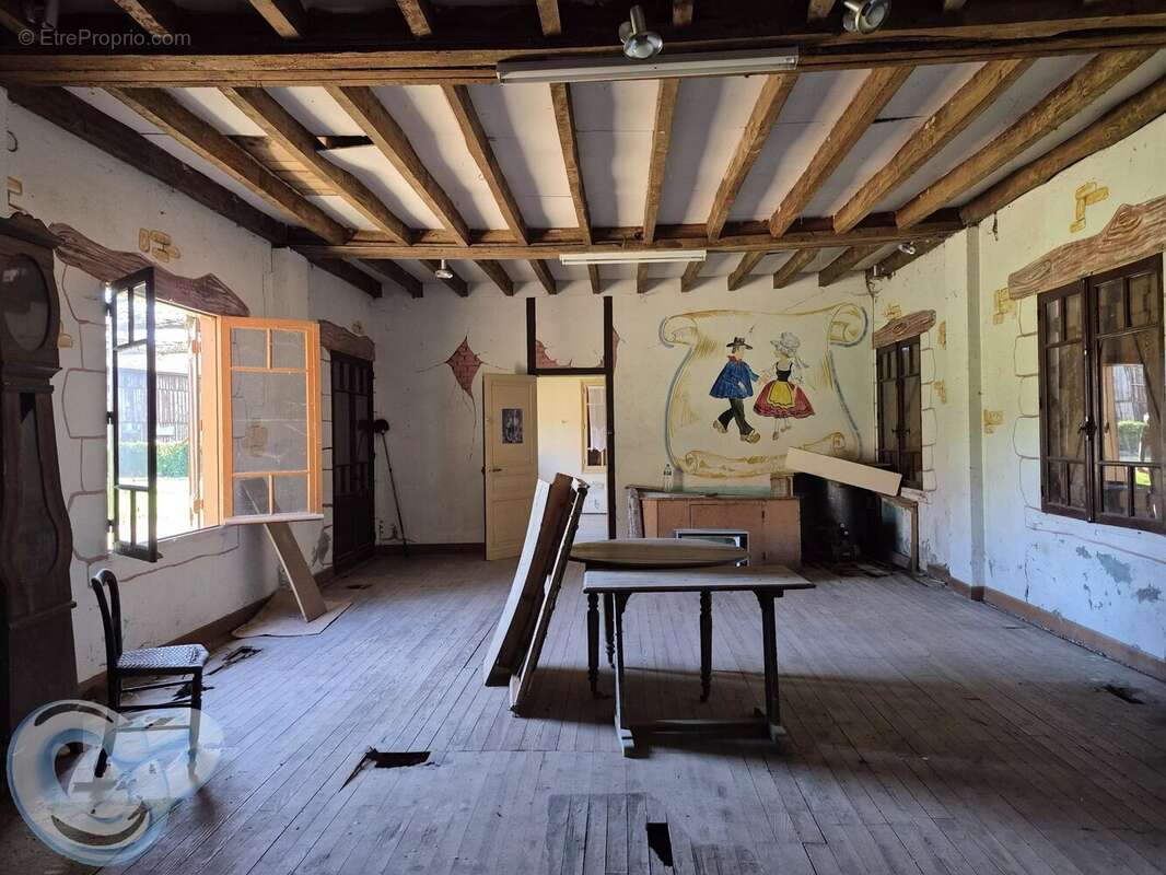 Maison à BEYNAC-ET-CAZENAC