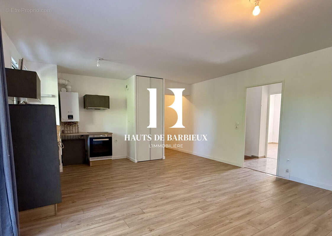 Appartement 63 m² à Roubaix  - photo 2