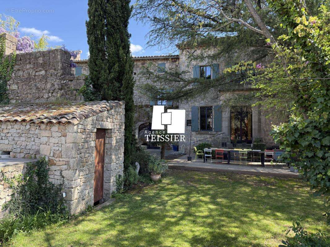 Maison à JOYEUSE