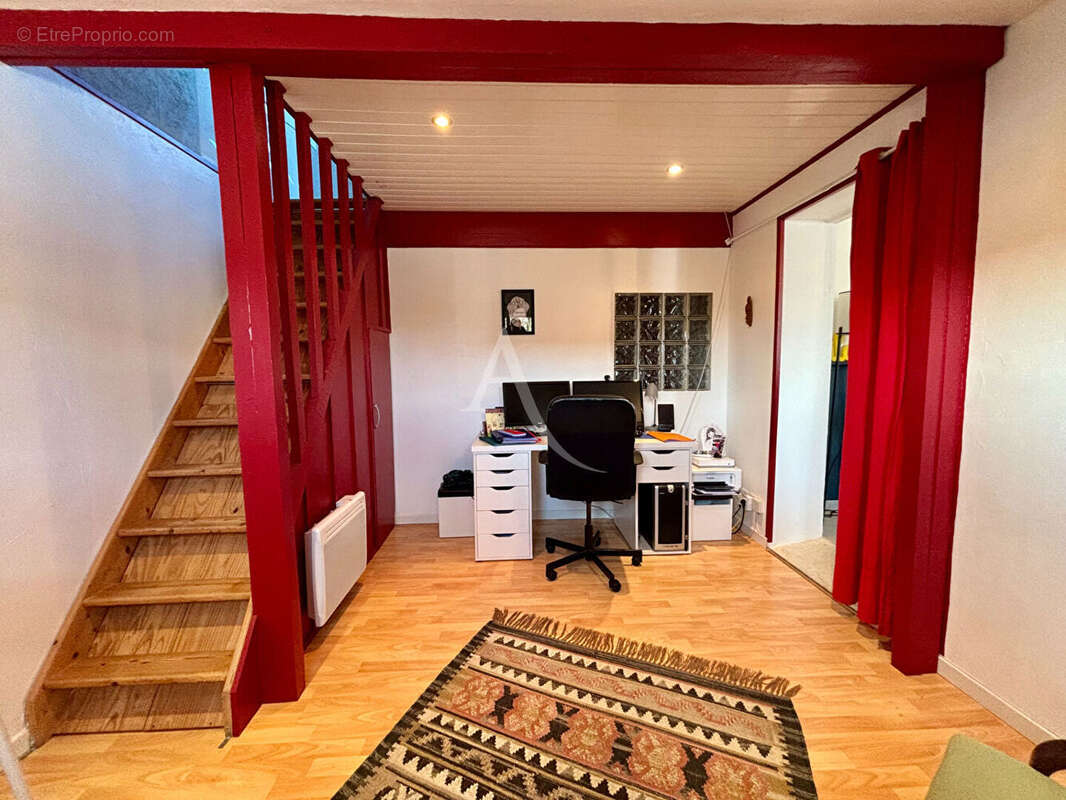 Maison à CONTRES