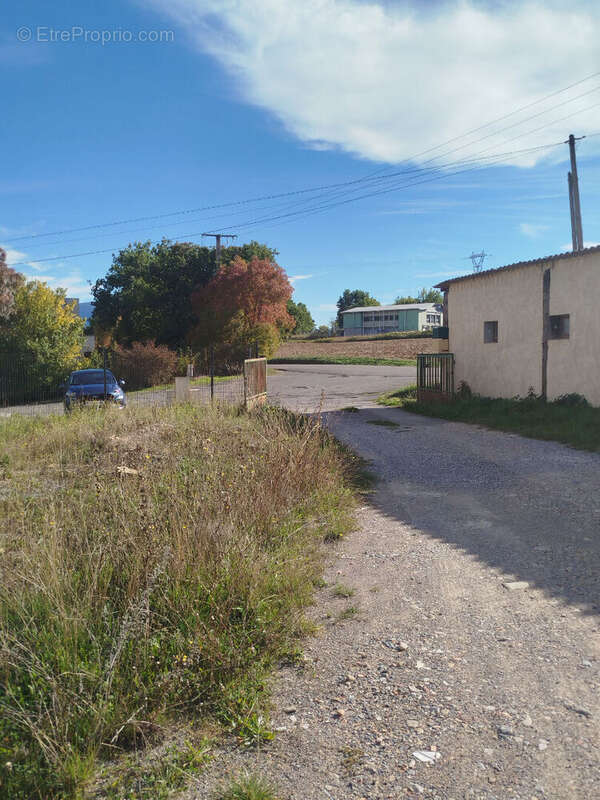 Commerce à CHAMPTERCIER