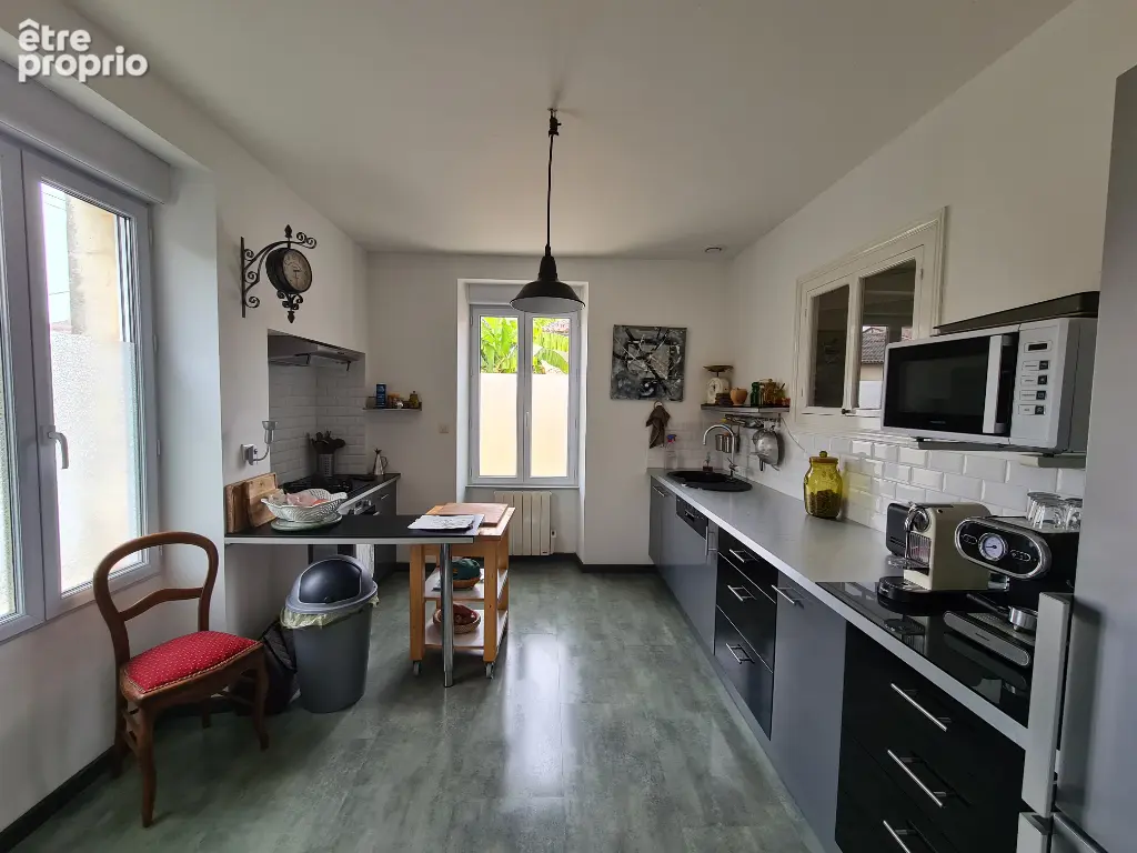 Maison Neuvic 5 pièce(s) 165 m2 - photo 3