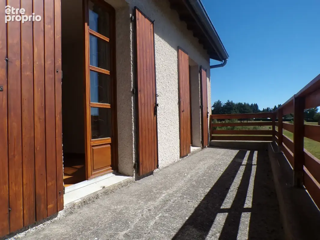 Maison avec grand terrain et vue dominante - photo 19