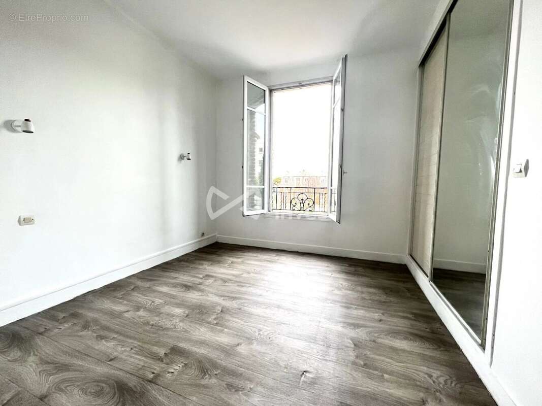Appartement à COLOMBES