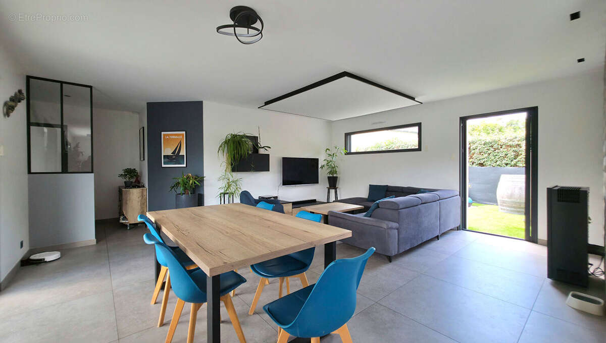 Coup de coeur ! Maison moderne de 124 m², et éco-énergétique de 2022 - photo 2