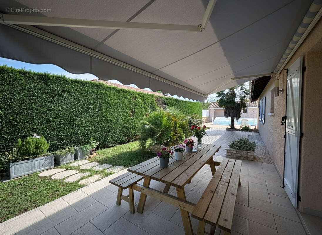 Maison à AUBERIVES-SUR-VAREZE